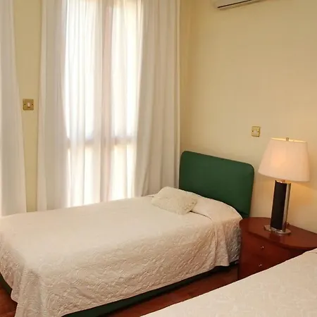 Aphrodite Hills Superior Villas Superior 0315 Air Conditioning 5 Bedrooms